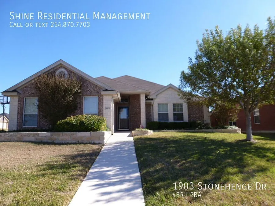 1903 Stonehenge Dr