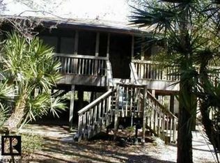 343 Ranch Rd, Tarpon Springs, FL 34688