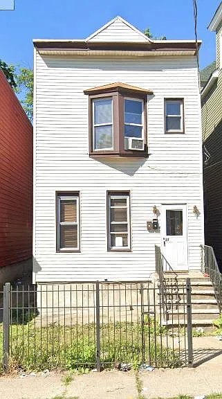 33 Fulton Ave #1