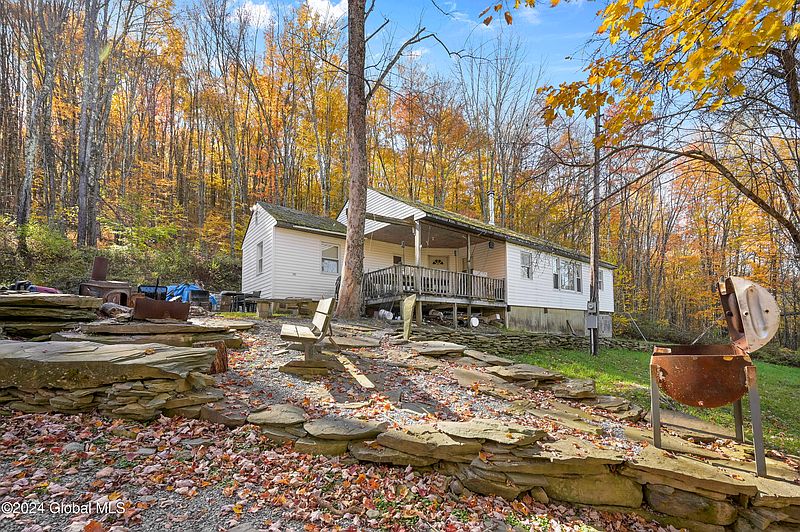 3rd image of 3176 State Highway 206