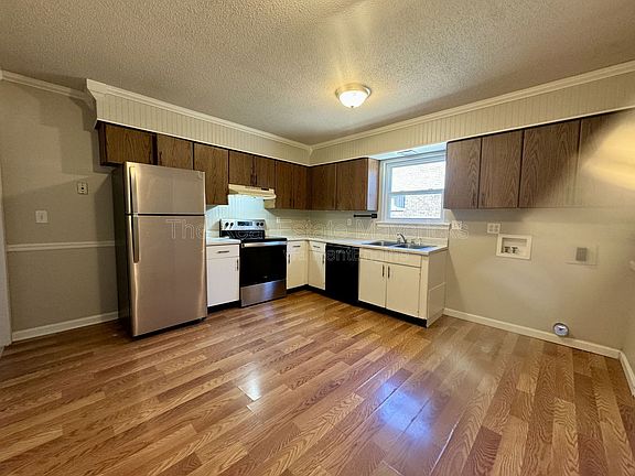 5th image of 3626 Missionaire Ave #1