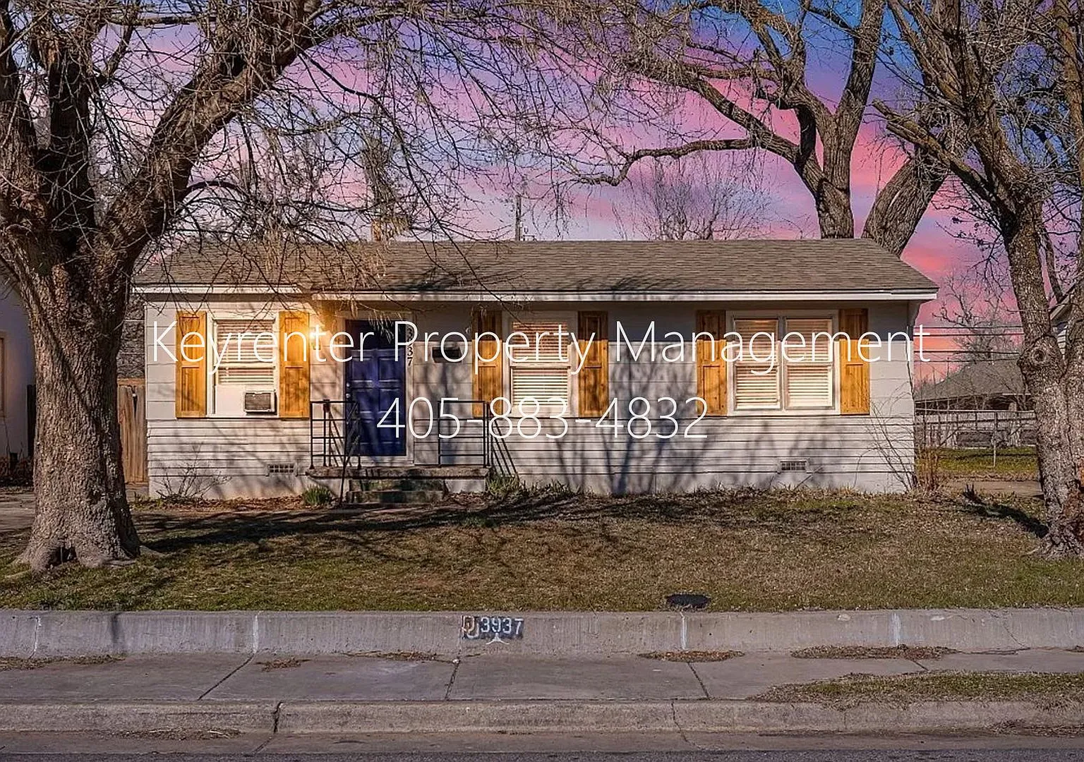 Cozy 3BD/1BTH Home Conveniently Located near I-240 & I-44 — Photo 1