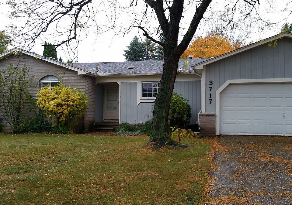3171 CloverLawn Front house