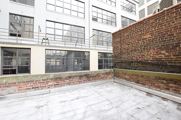 Rented by REAL New York | media 12