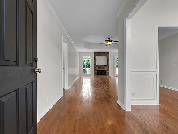4th image of 276 Fair Haven Dr