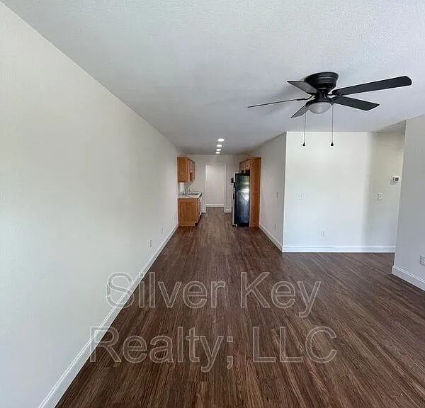 129-131 Cardin St #131 — Photo 3