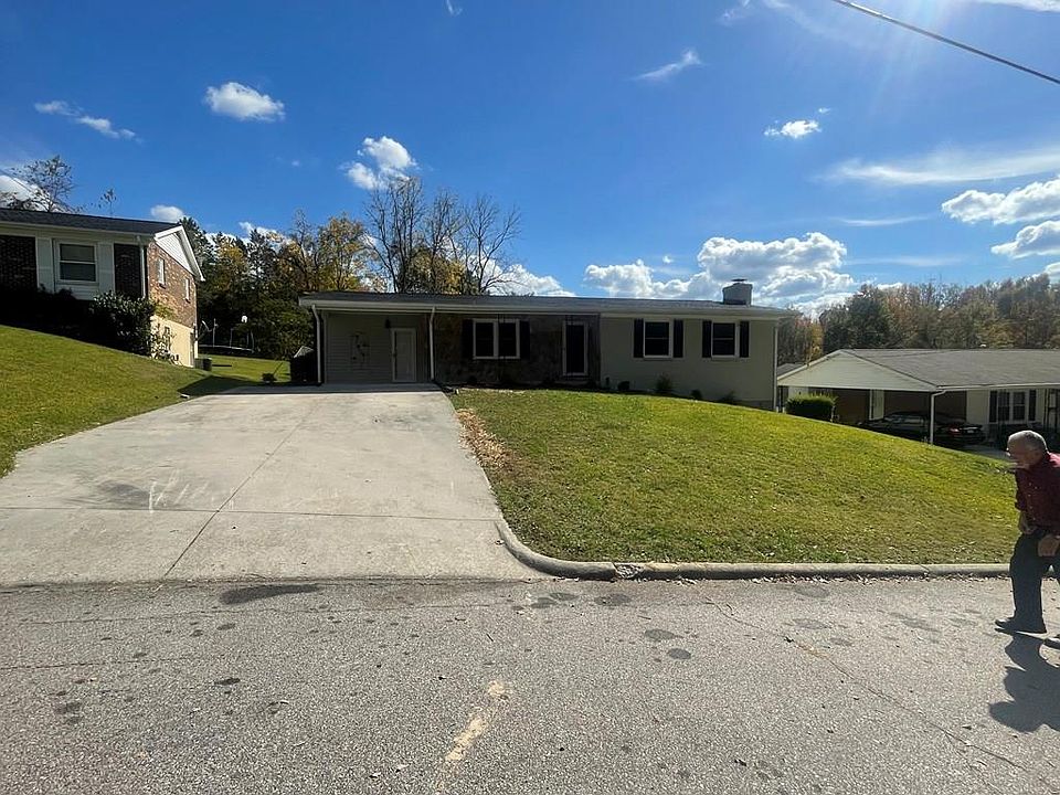 1st image of 175 Westmore Dr