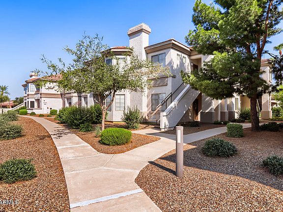 2nd image of 1941 S PIERPONT Drive #1141