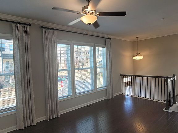 3rd image of 110 Grand Approach Dr