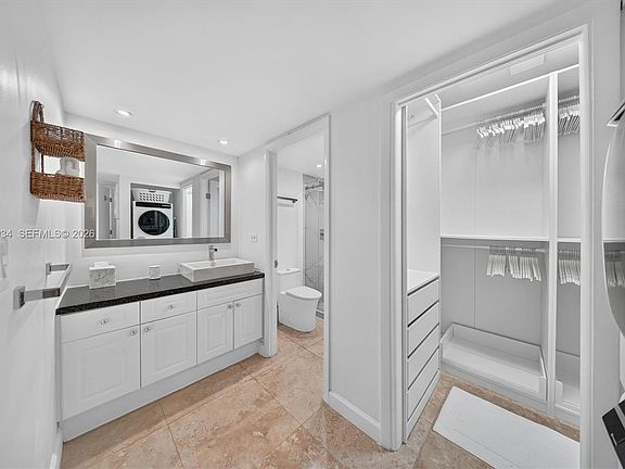 5th image of 2301 Collins Ave APT 908