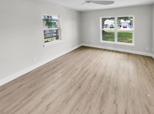 1040 NW 16th St, Stuart, FL 34994