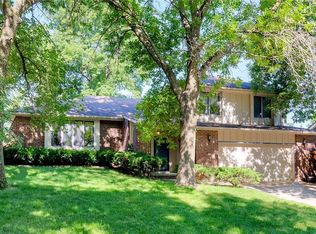 1708 NW 99th Ct, Clive, IA 50325