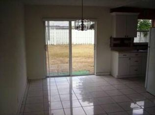 7209 SW 4th St, North Lauderdale, FL 33068