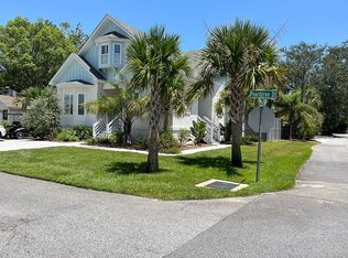 410 Myrtle St, Saint Simons Island, GA 31522