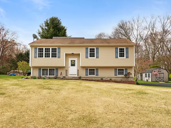 23 Arrowhead Drive, Griswold, CT 06351