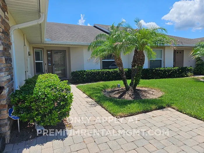 2 bed, 2.0 bath, 1249 sqft, $2,050 — Photo 2