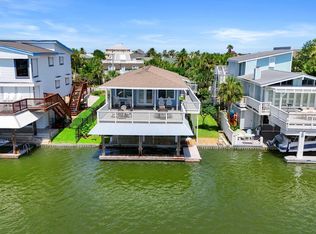 4209 W Bayside Way, Jamaica Beach, TX 77554