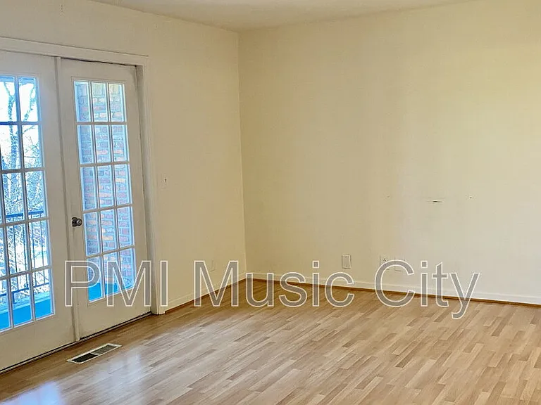 5025 Hillsboro Pike #15L — Photo 7