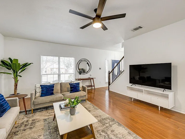 3913 Baywatch Dr — Photo 7