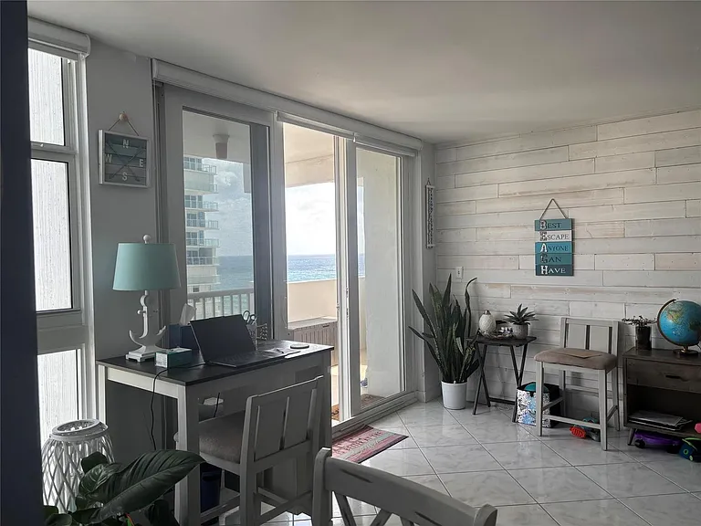 1370 S Ocean Blvd #1005 — Photo 19
