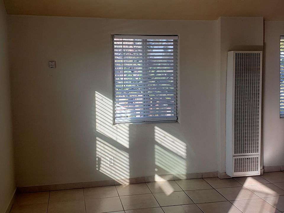 1st image of 1104 N Willis St #1/2