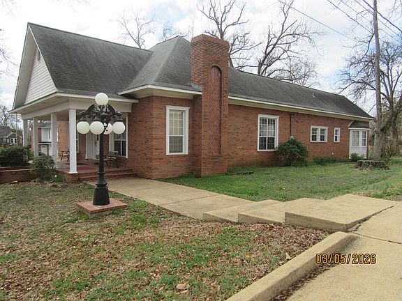 3rd image of 511 N Main St