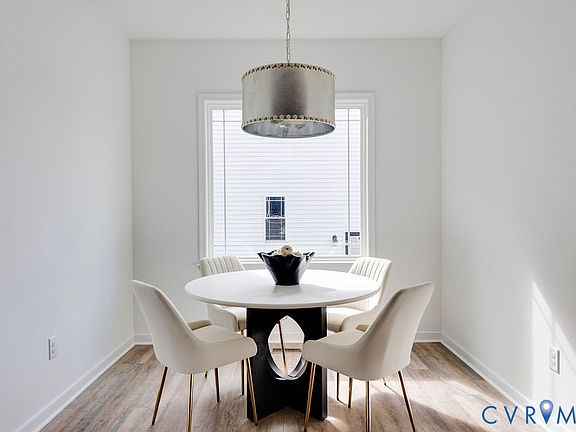 5th image of 3109 Johns Way