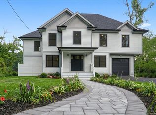 1711 Parmly Rd, Mohegan Lake, NY 10547