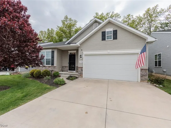 6736 Amber Way, North Ridgeville, OH 44039