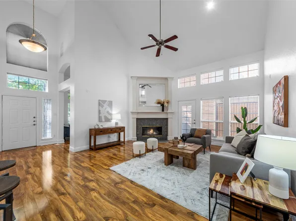 9320 Cedardale Dr, Plano, TX 75025