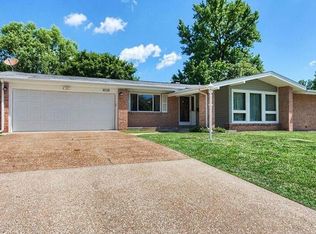 3025 Parker Rd, Florissant, MO 63033