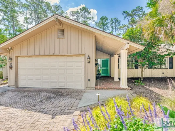 88 Village Green Circle, Savannah, GA 31411