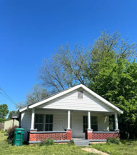 1209 SW 13 1/2 Ave Photo 1