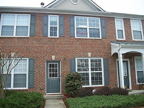 1st image of 1542 Cove Creek Cir