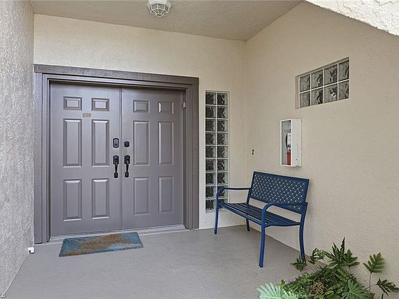 2nd image of 26868 Wedgewood Dr APT 103