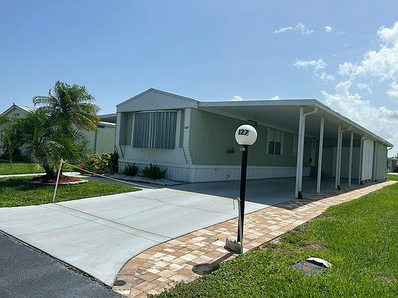 2nd image of 1601 Us Highway 441 SE #127