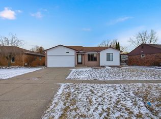 18260 Millstone Dr, Macomb, MI 48044