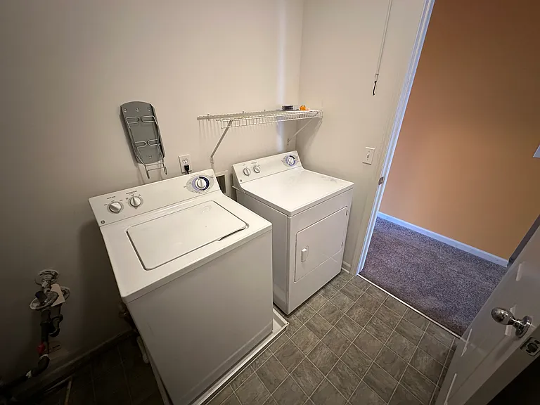 1155 Alameda Blvd #40 — Photo 19