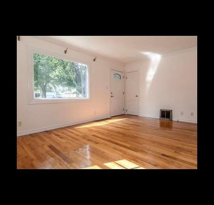 1st image of 312 Park Dr