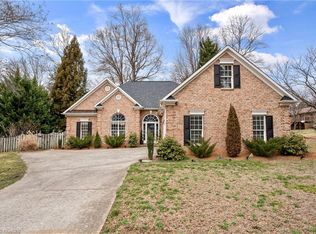 105 Bridal Crossing Dr, Winston Salem, NC 27106
