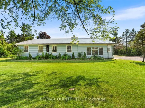 20 County Road 17, Prince Edward County, ON K0K 2T0