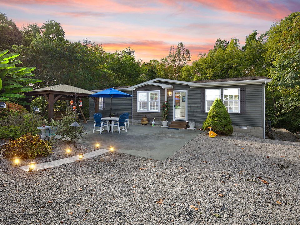 1st image of 90 Little Lisa Ln