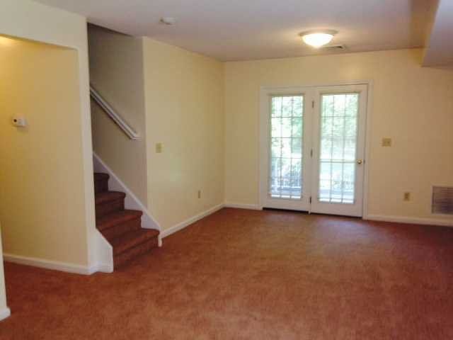 2nd image of 9 Elizabeth Dr #89