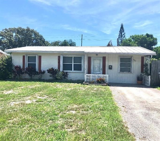 1st image of 607 Wisteria Ave