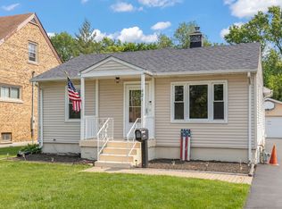 421 E Maple St, Lombard, IL 60148