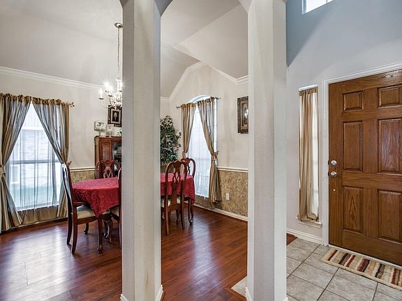 4th image of 149 Galleria Dr