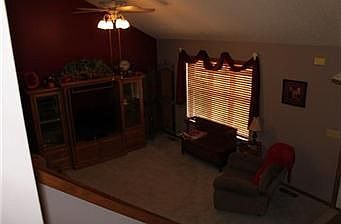 4th image of 805 SE 16th Ter