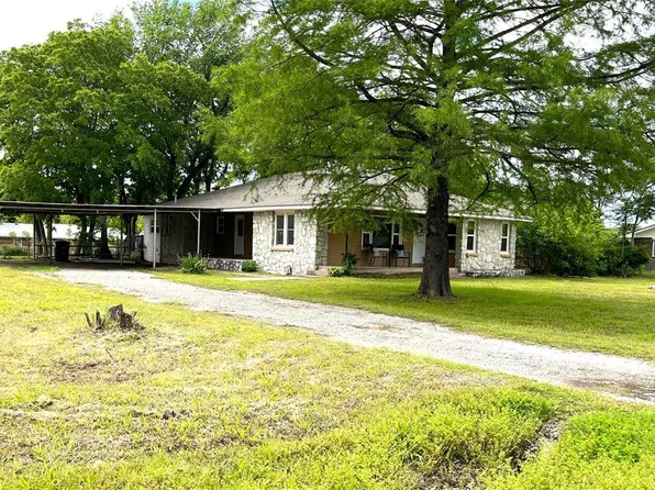 420 S 10th Ave, Stroud, OK 74079