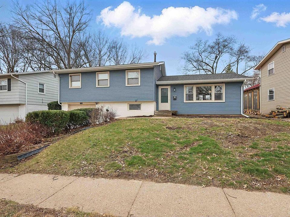 1st image of 2948 Oxford Dr