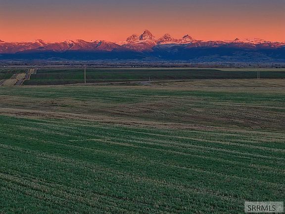 3rd image of 8505 Appaloosa Rdg